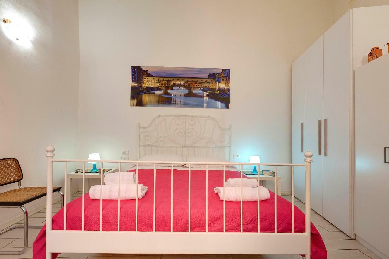 Appuntamento A Ponte Vecchio Apartment Florence Exterior photo
