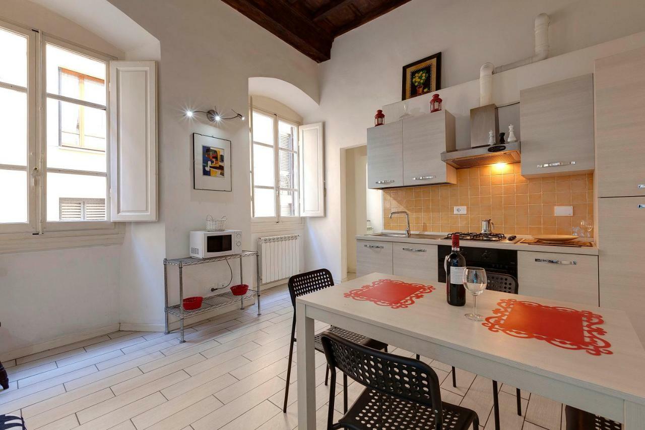 Appuntamento A Ponte Vecchio Apartment Florence Exterior photo